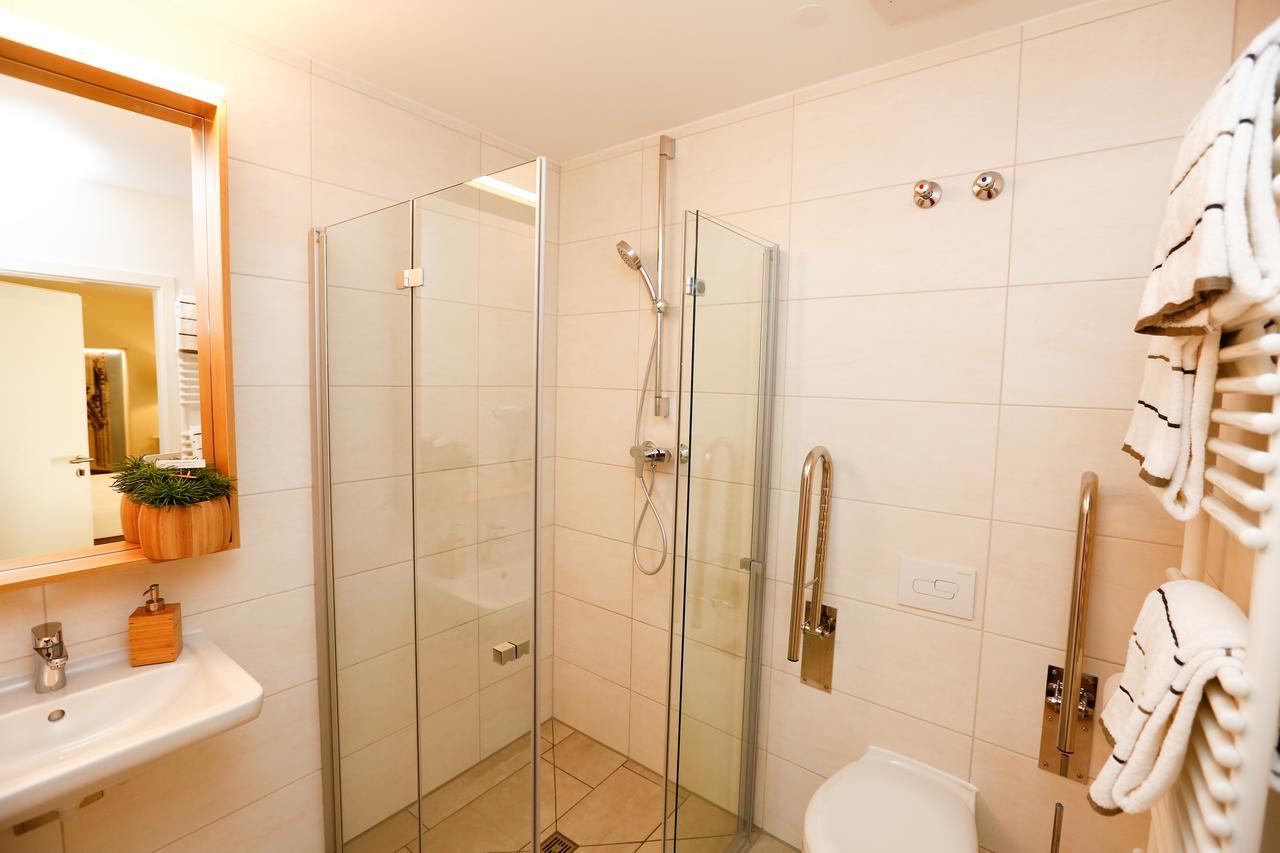Hotel am Peterstor Regensburg Buitenkant foto
